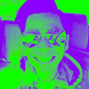 Meet your Posher, Alexandro